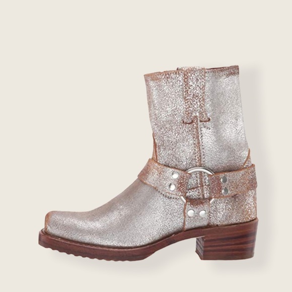 Festival Frye Harness 8G Glitter Silver Tan Pull On Metallic Cowboy Short Boot - Picture 5 of 15